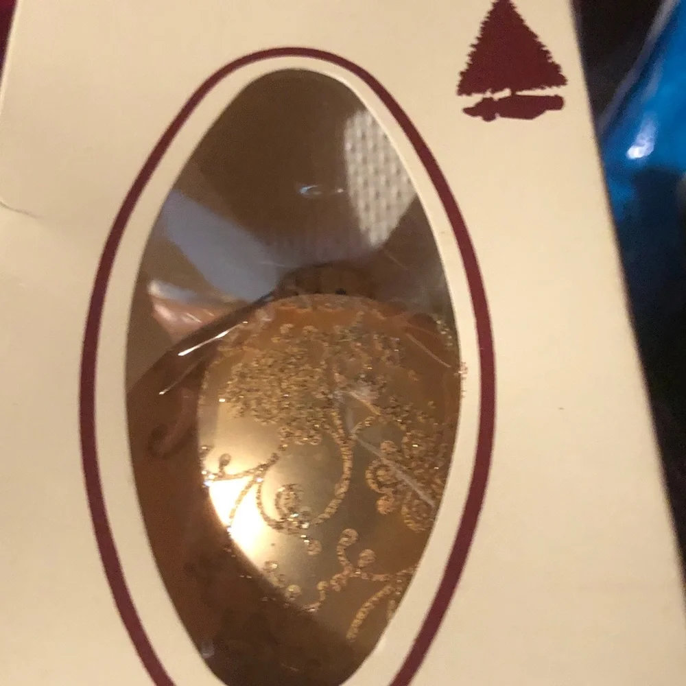 Gold '1980' Ornament Christmas Ball by